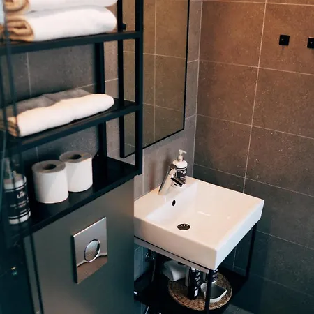 Hotel Loft - Huonekohtaisella Ilmastoinnilla Rauma