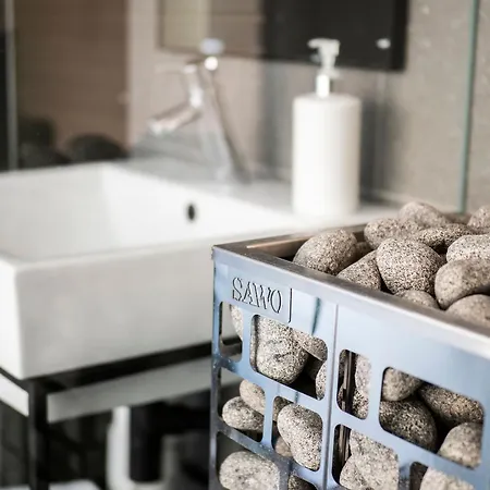 Hotel Loft - Huonekohtaisella Ilmastoinnilla 4*